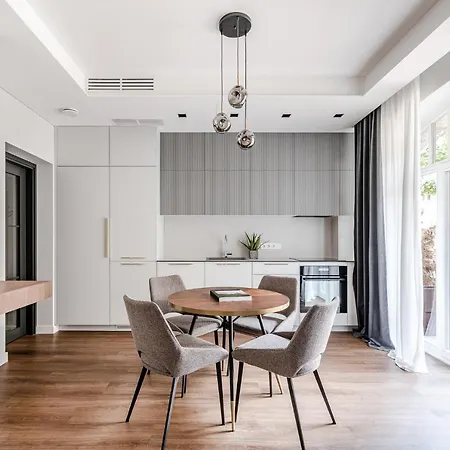 Luxurious Apartment In Vilnius Old Town By Reside Baltic Exterior photo
