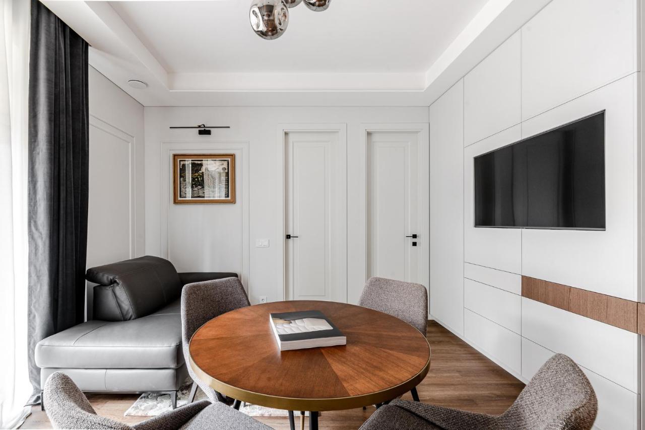 Luxurious In Old Town By Reside Baltic Apartment *